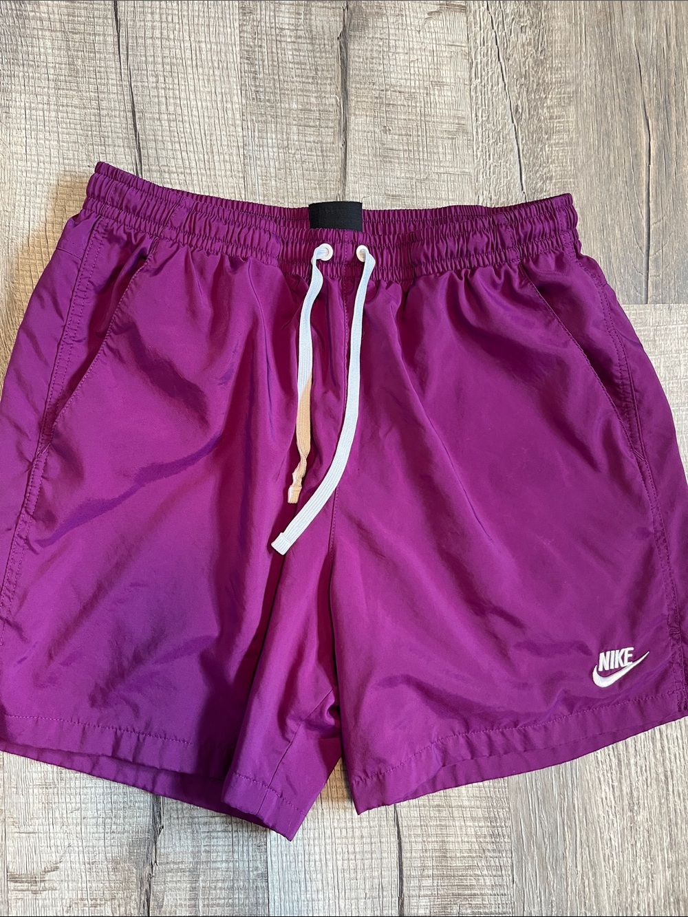 Nike Women's Bright Magenta Athletic Drawstring Shorts Women’s L